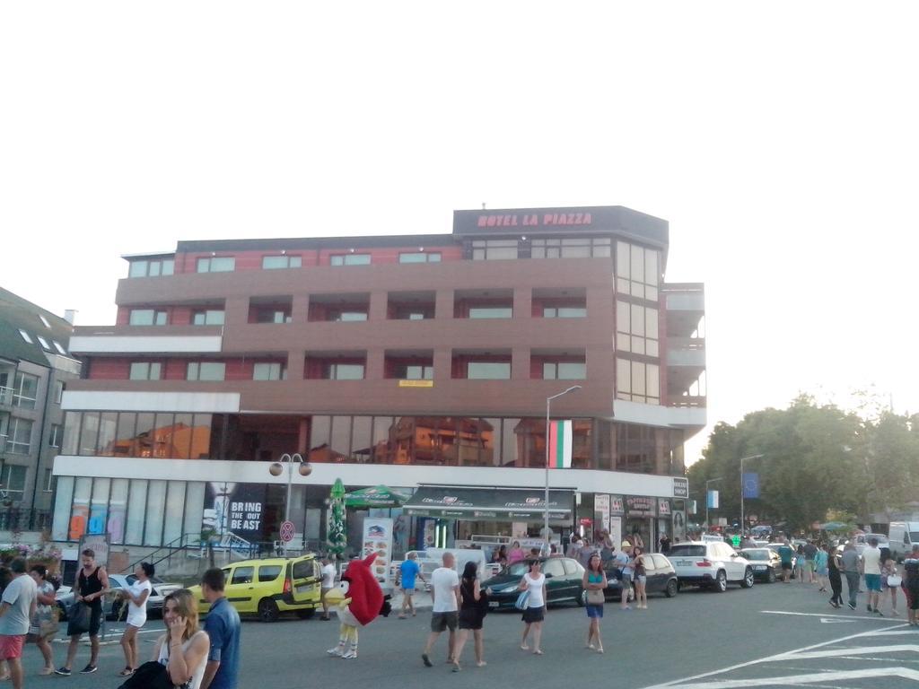 La Piazza Primorsko Rooms & Apartments Exteriér fotografie