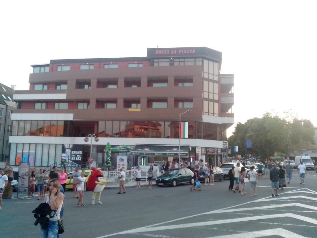 La Piazza Primorsko Rooms & Apartments Exteriér fotografie