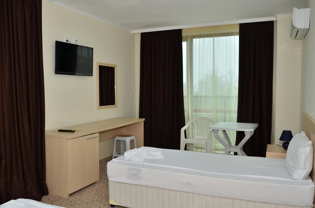 La Piazza Primorsko Rooms & Apartments Pokoj fotografie