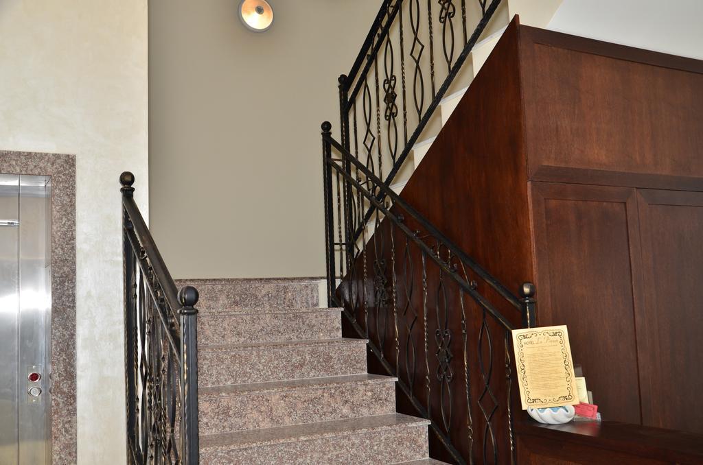 La Piazza Primorsko Rooms & Apartments Exteriér fotografie